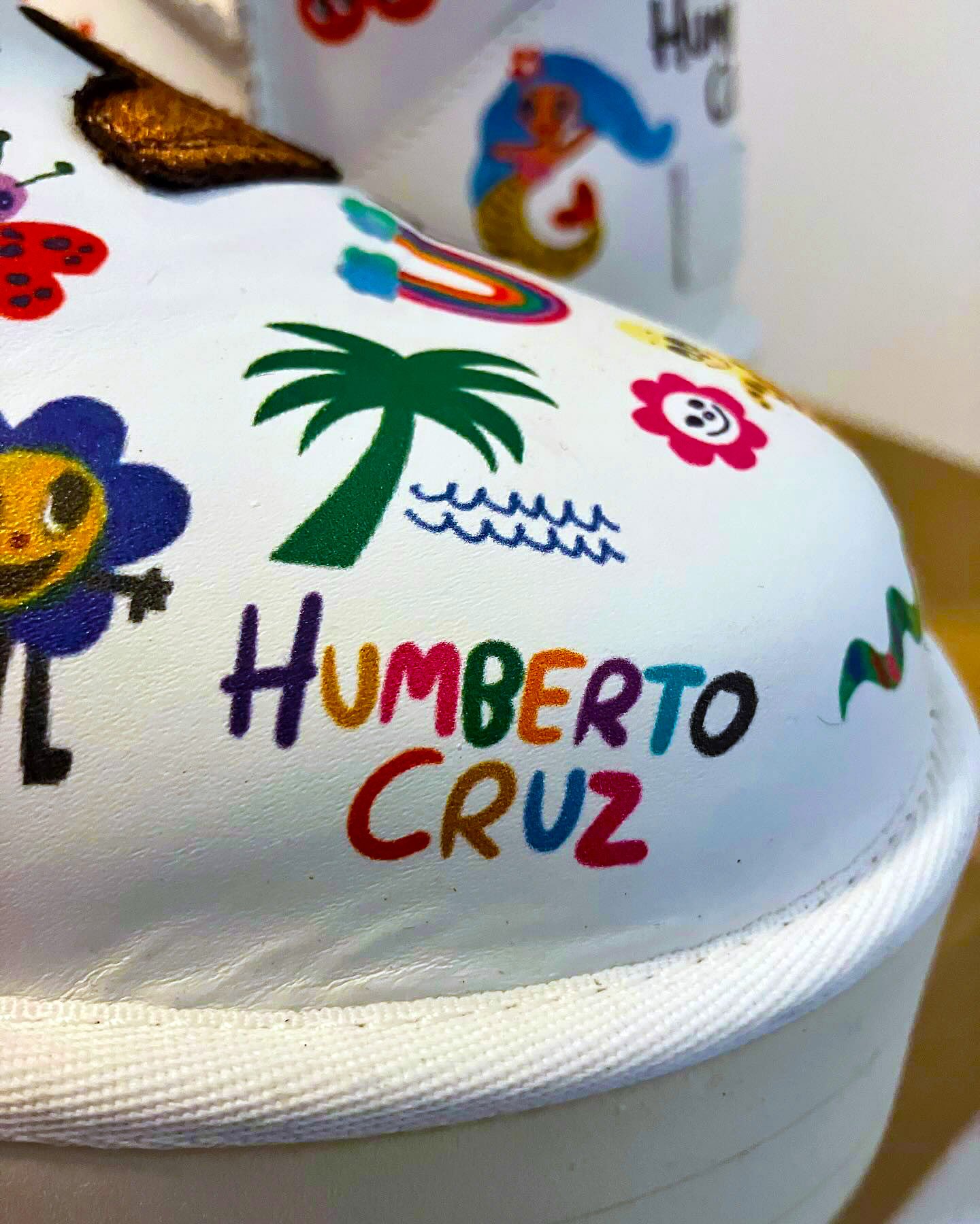 Canvas Meets Comfort: Humberto Cruz Brings Vibrant Artistry to UGG